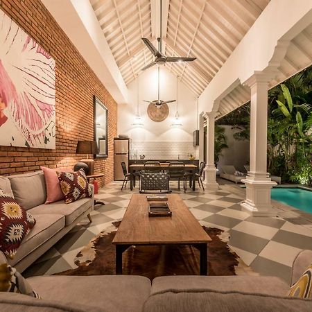 Central 3 Bedroom Villa Close To Seminyak Beach Ngoại thất bức ảnh